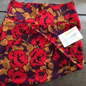 NWT Lularoe Cassie Skirt XS